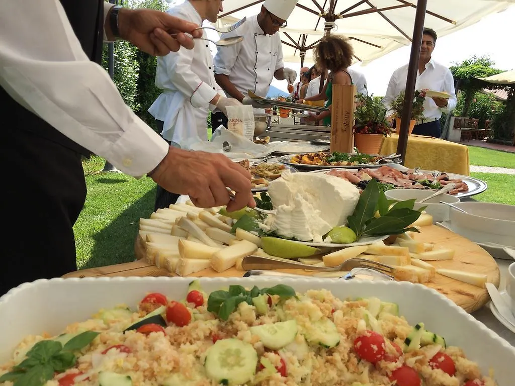 Farm stay Agriturismo Giuncola & Granaiolo Rispescia