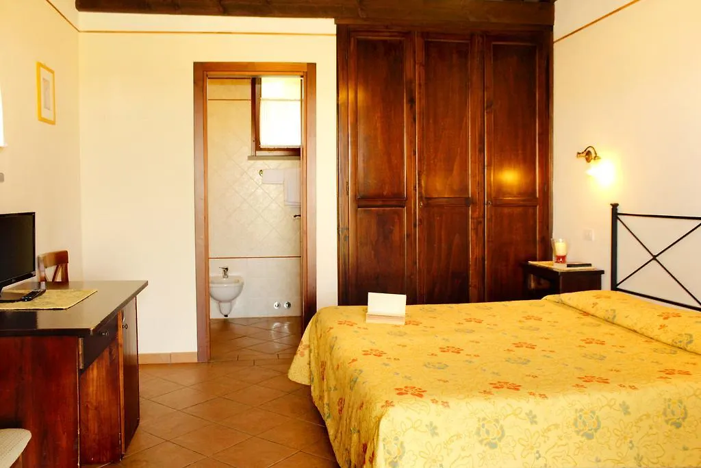 Agriturismo Giuncola & Granaiolo Rispescia 0*,  Italy
