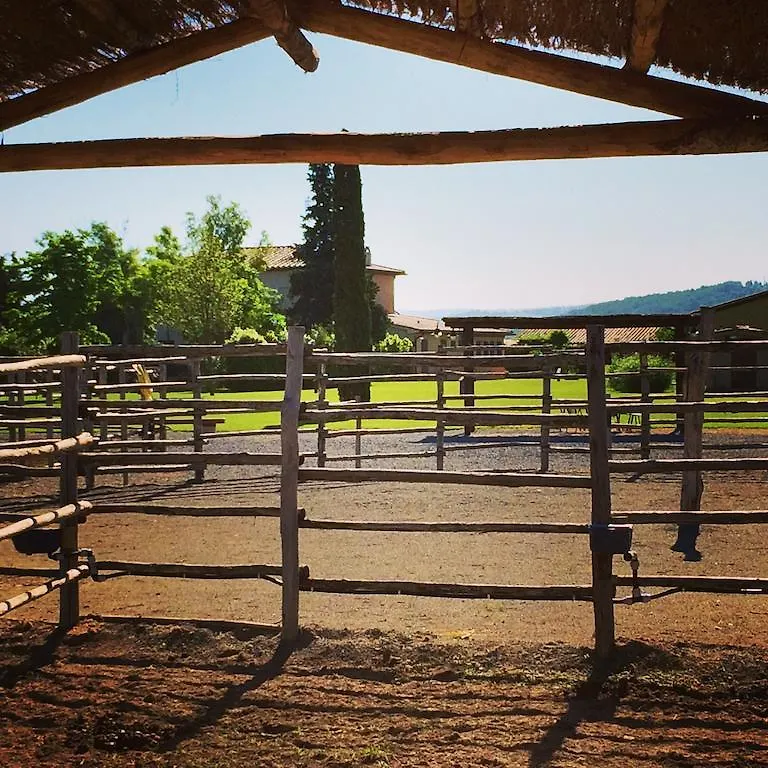 Lantgård Agriturismo Giuncola & Granaiolo Rispescia Italien